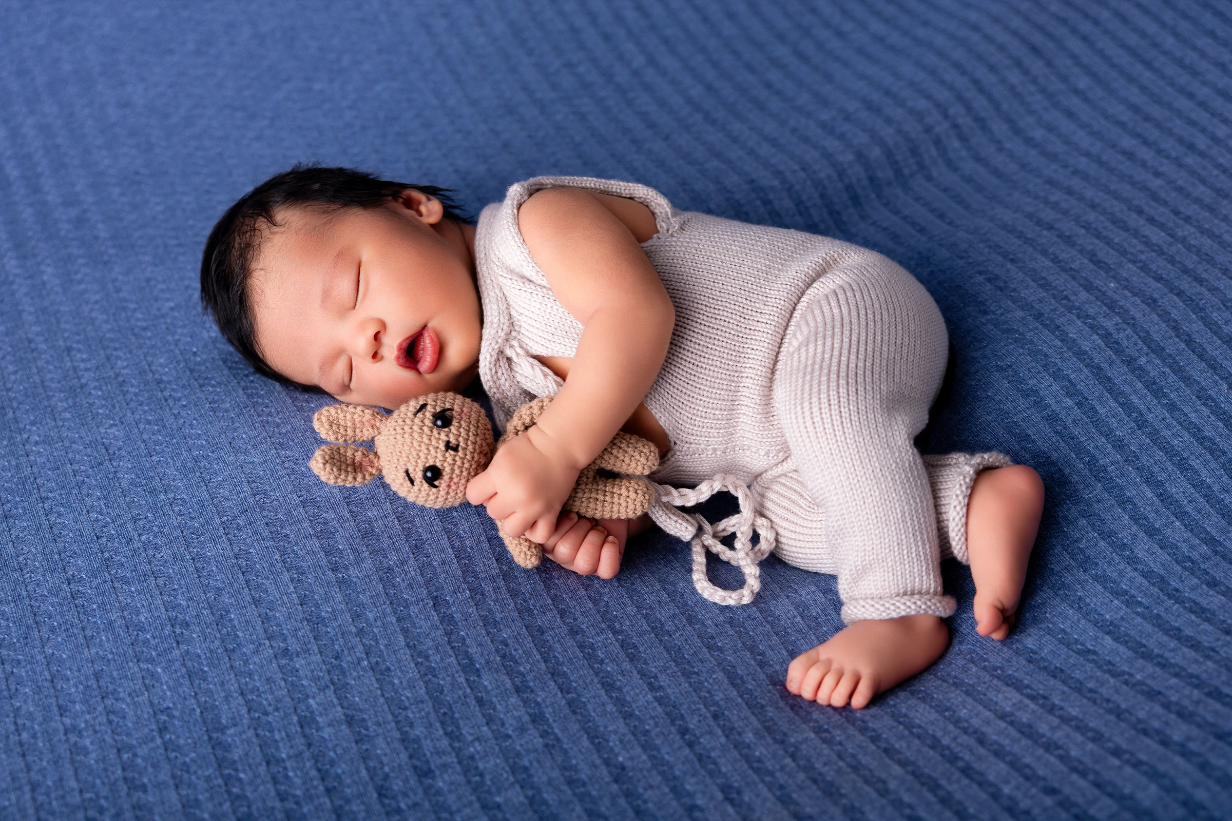 Newborn en estudio — Studio Bendrell, Ica